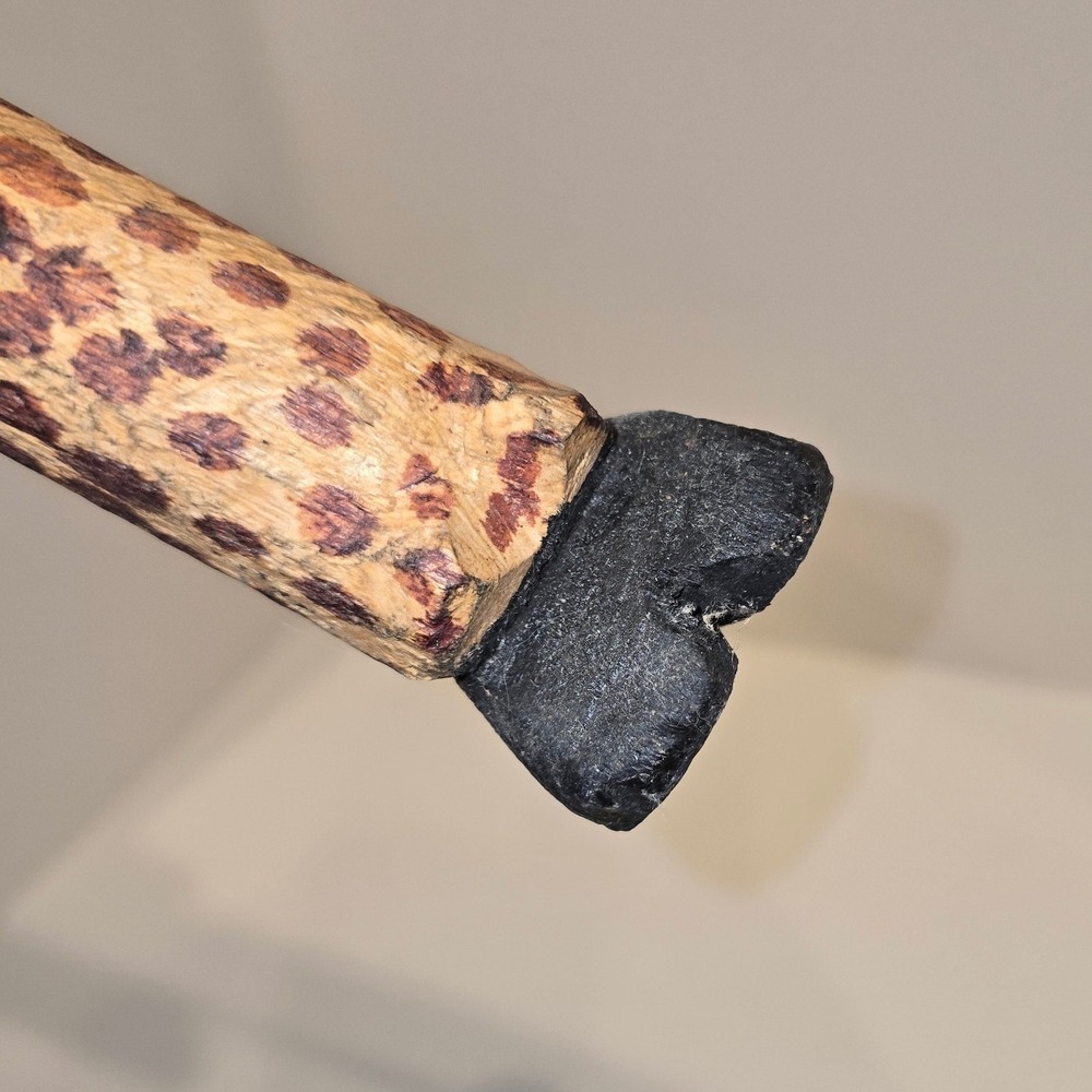 Hand Carved Wooden Giraffe Walking Stick Safari Animal Print Cane Brown 37 Inch - Picture 6 of 6